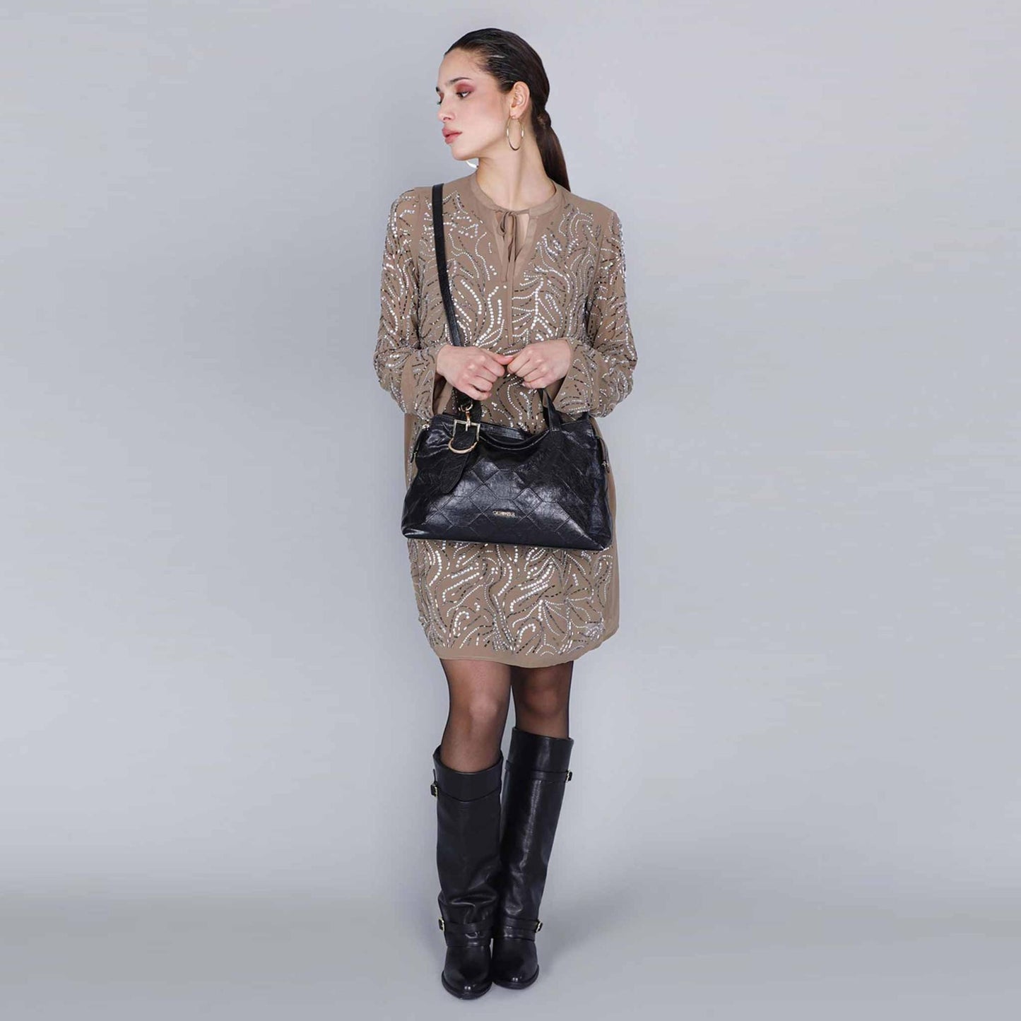Borsa a mano CafèNoir WB0906 metallizzata nera