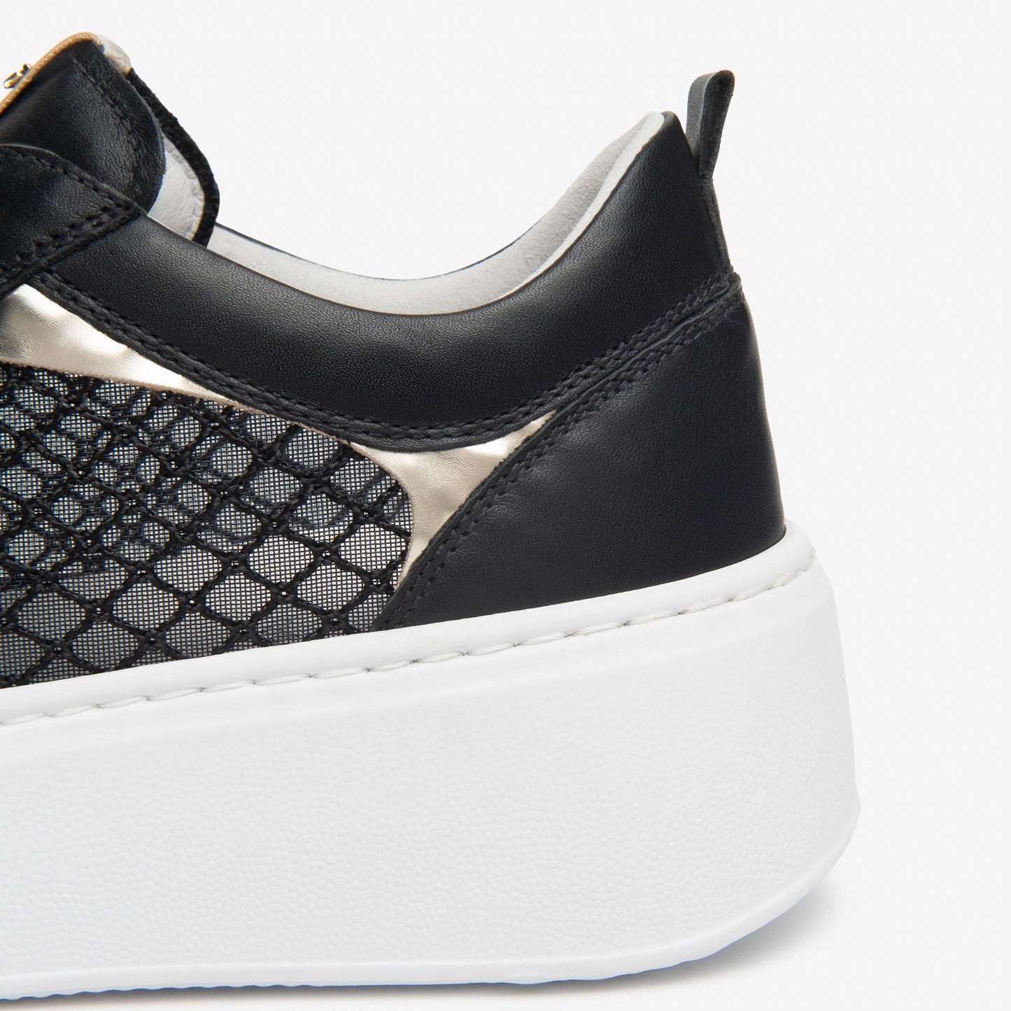 Sneakers NeroGiardini E615292D 100 E615292 5292