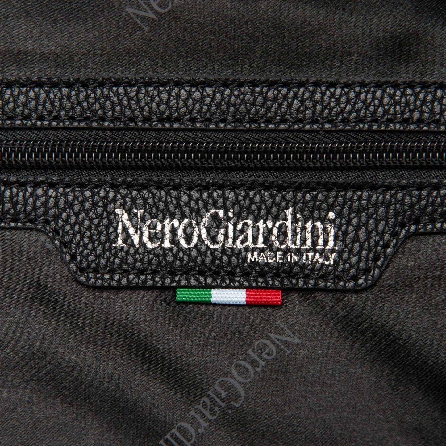 Borsa a tracolla NeroGiardini I544082D-100 donna