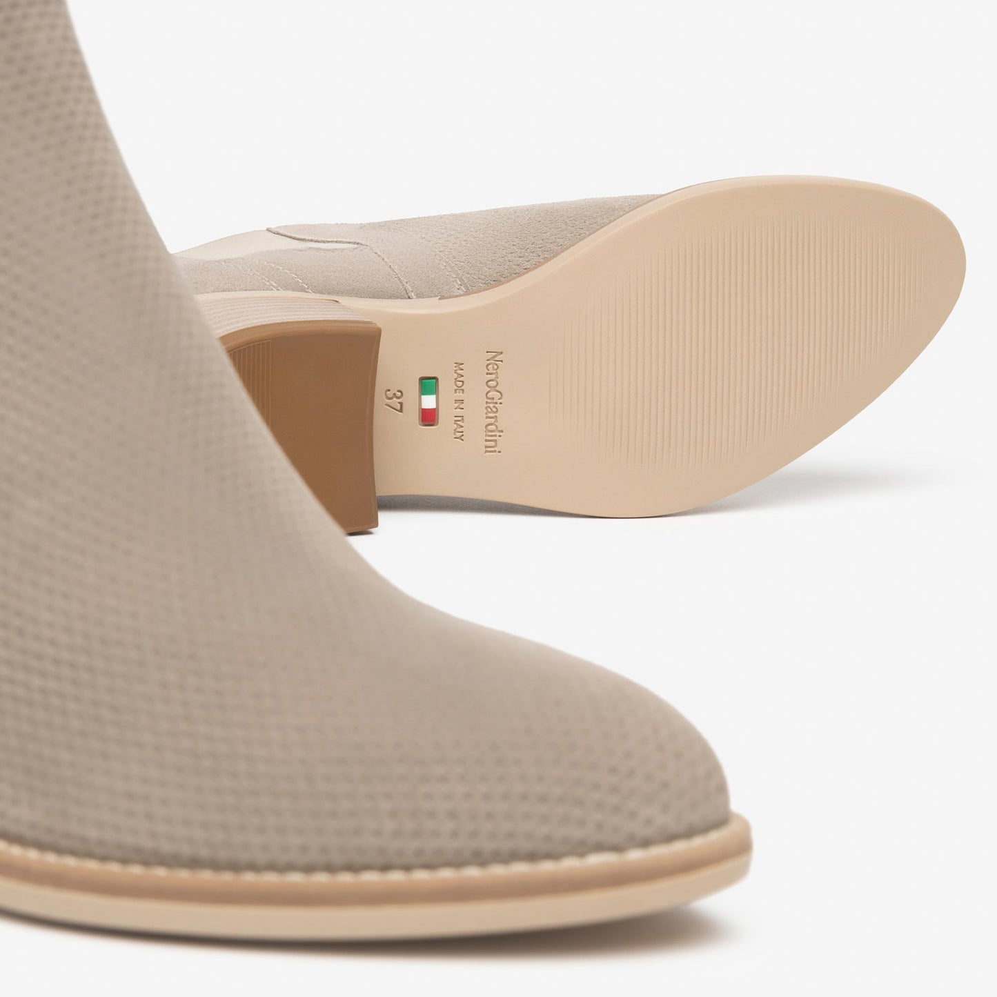 Tronchetti NeroGiardini E615120-451 E615120 5120