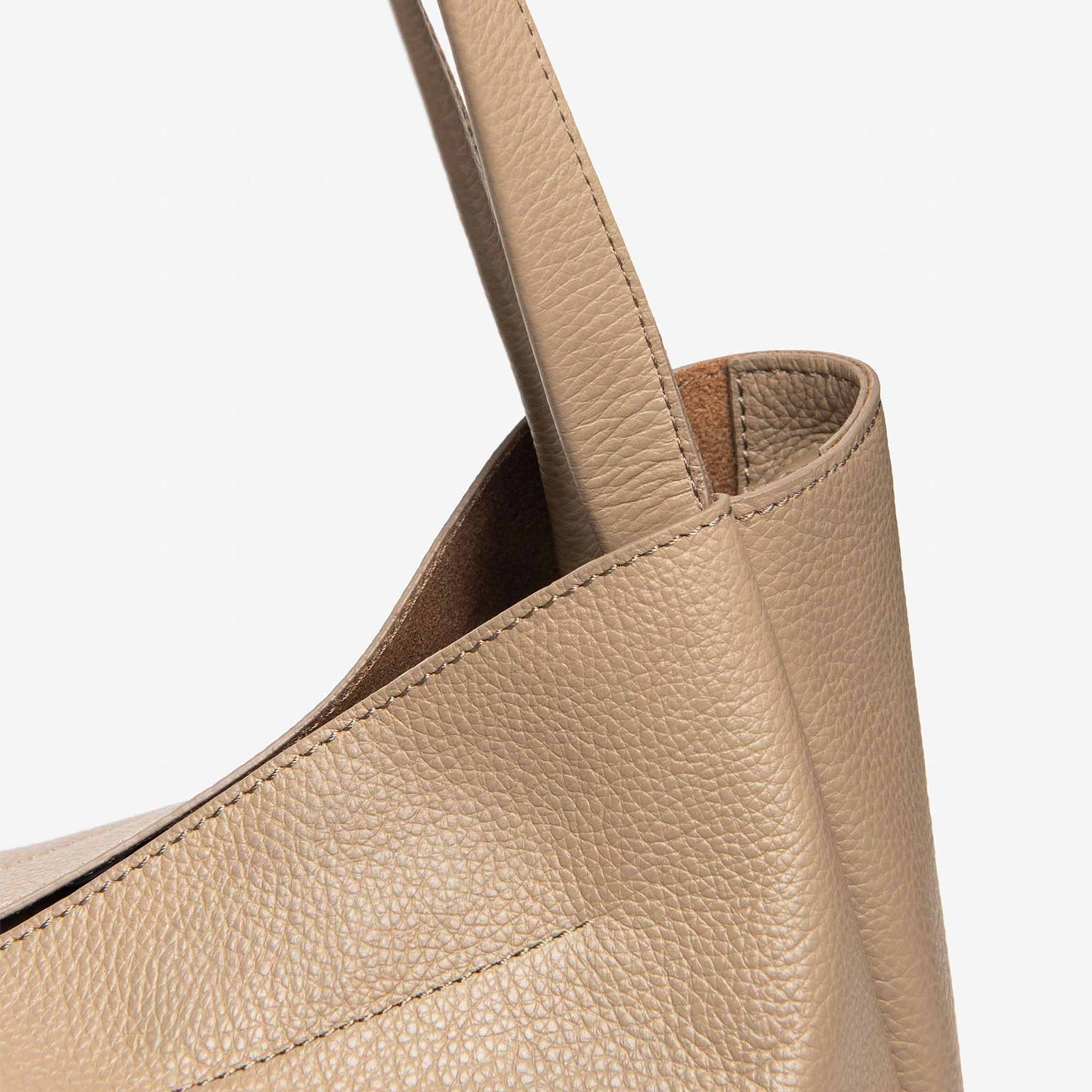 Borsa Hobo NeroGiardini I544030D-331