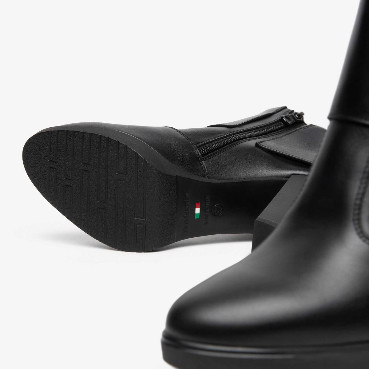 NeroGiardini I617273D-100 tronchetto donna nero dettaglio pelle