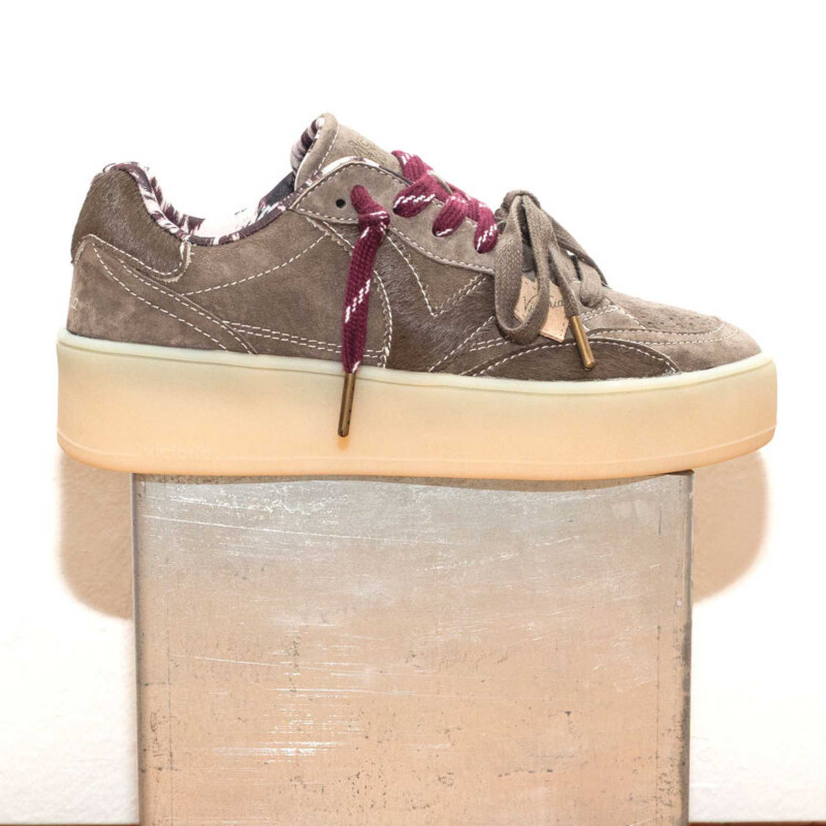 Sneakers Victoria Turin 1265105 Donna Beige