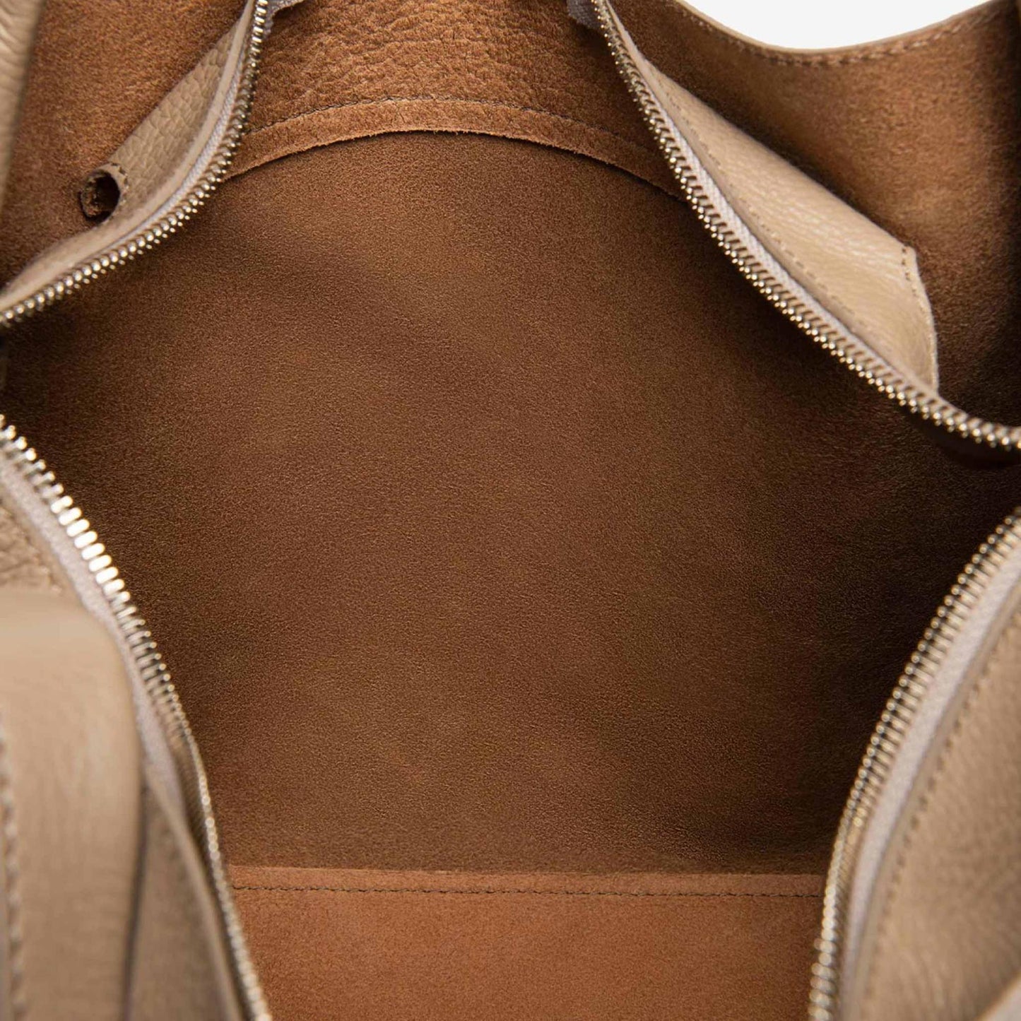 Borsa Hobo NeroGiardini I544030D-331