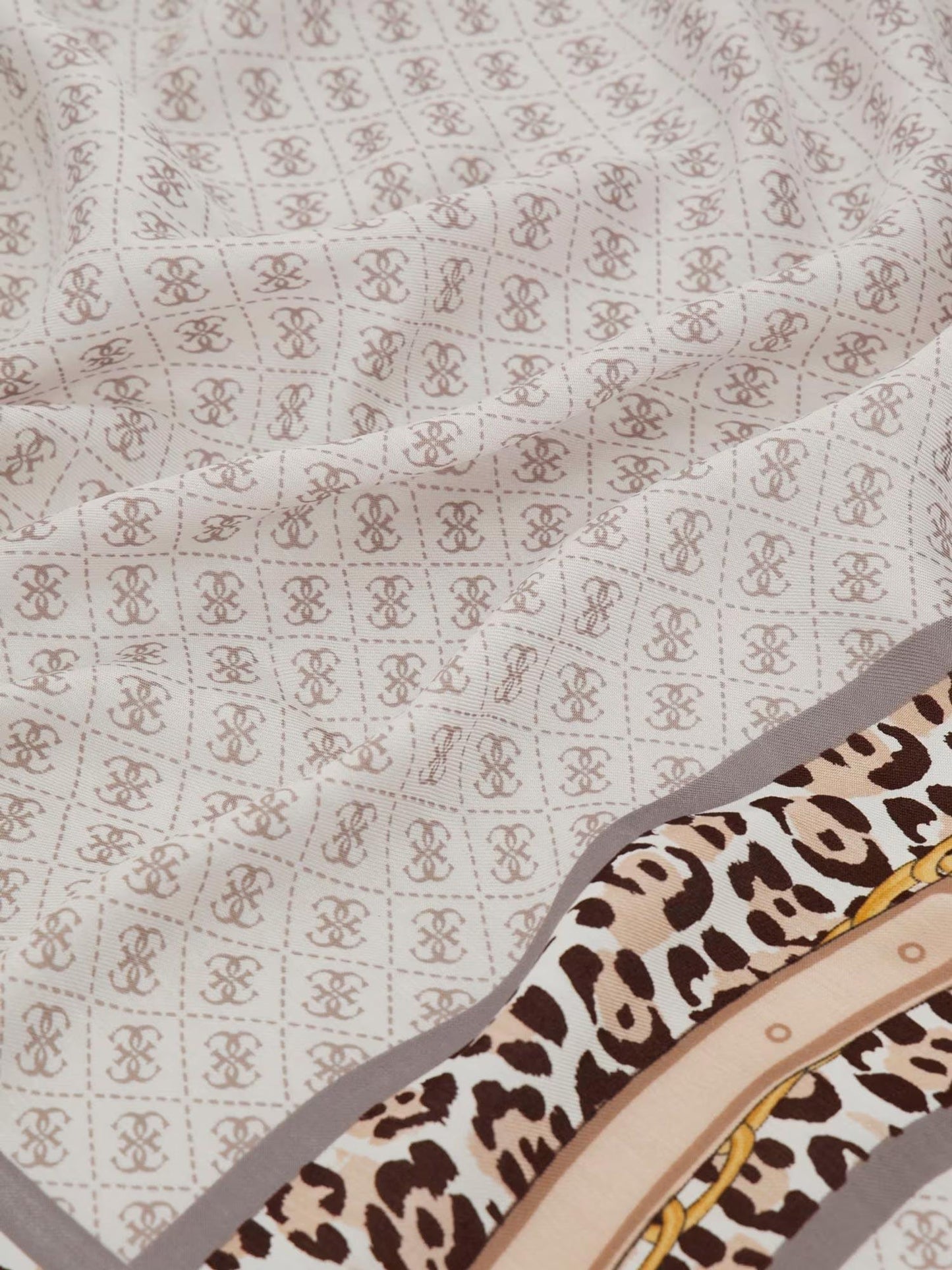Sciarpa Guess AW5134 Scarf 130x130 latte