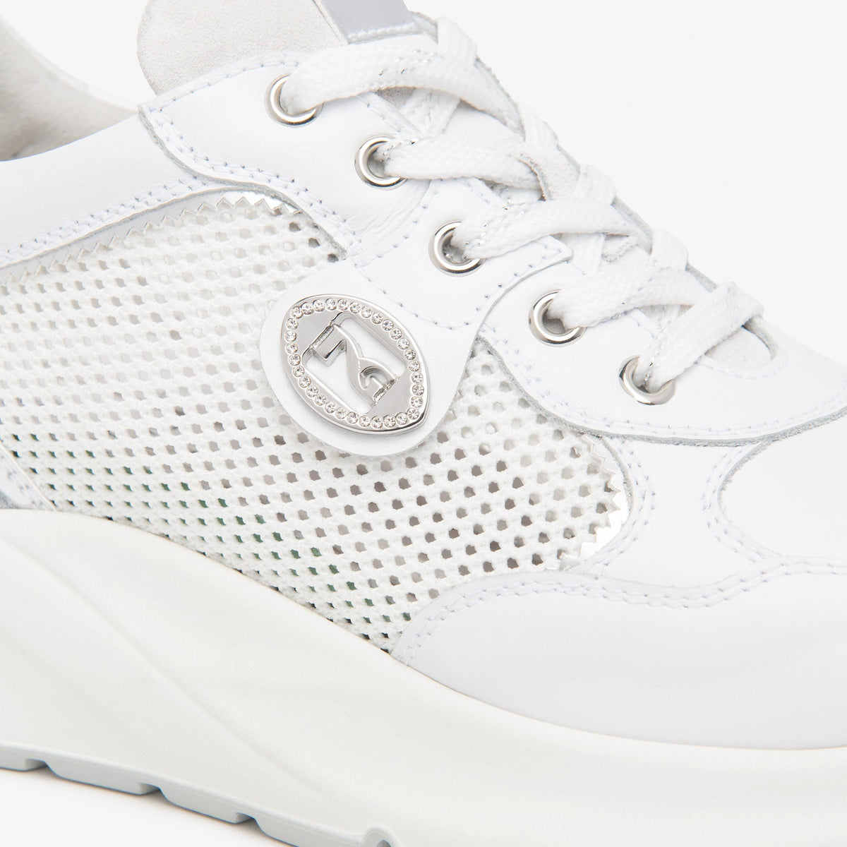 Sneakers NeroGiardini E615180D 707 Donna Pelle Traforata Bianca — foto 3