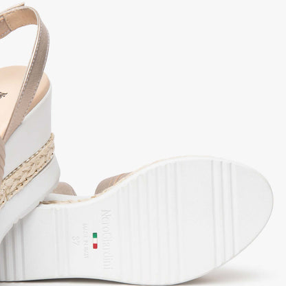 Sandali Zeppa NeroGiardini E616010-707 | Tacco 8,5 cm Comodo