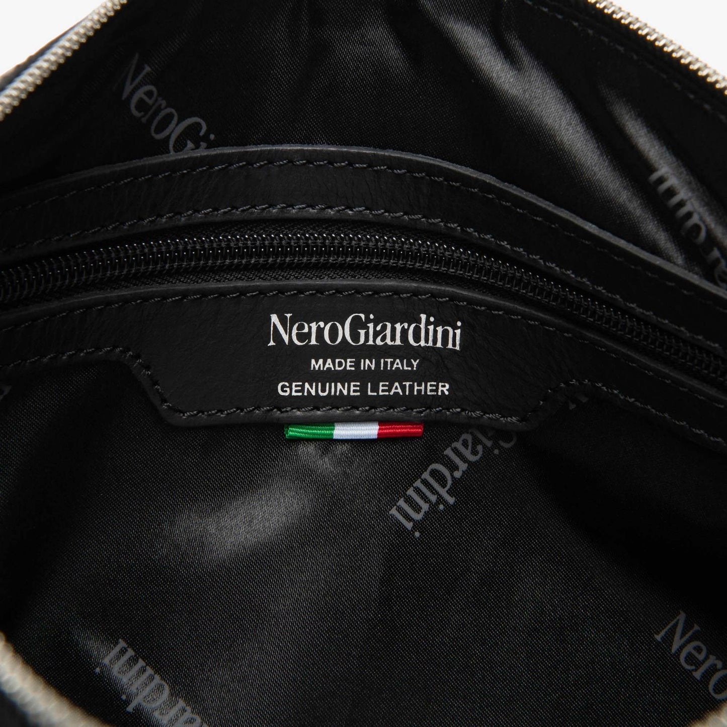 Borsa Hobo NeroGiardini E644170D-100