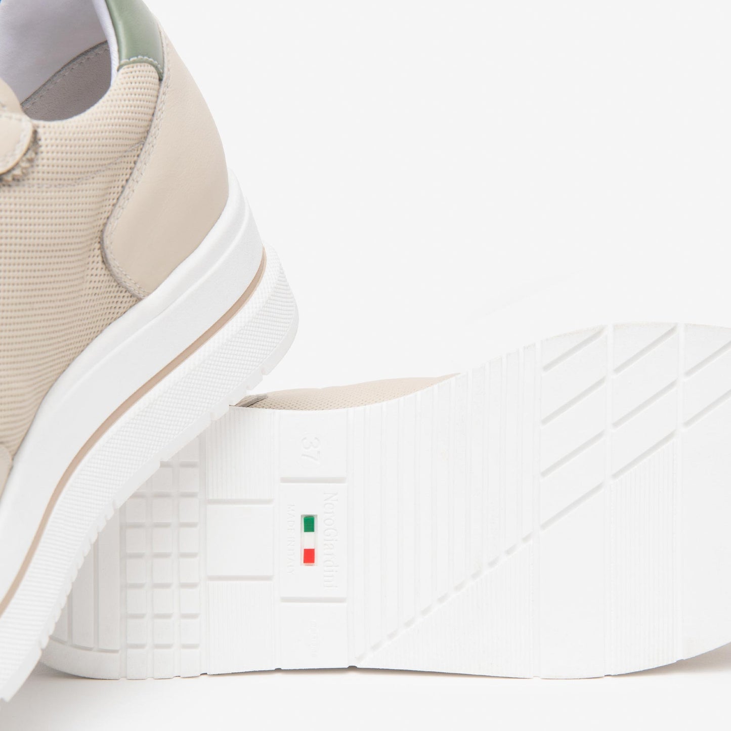 Sneakers NeroGiardini E615202 710 E615202  5202