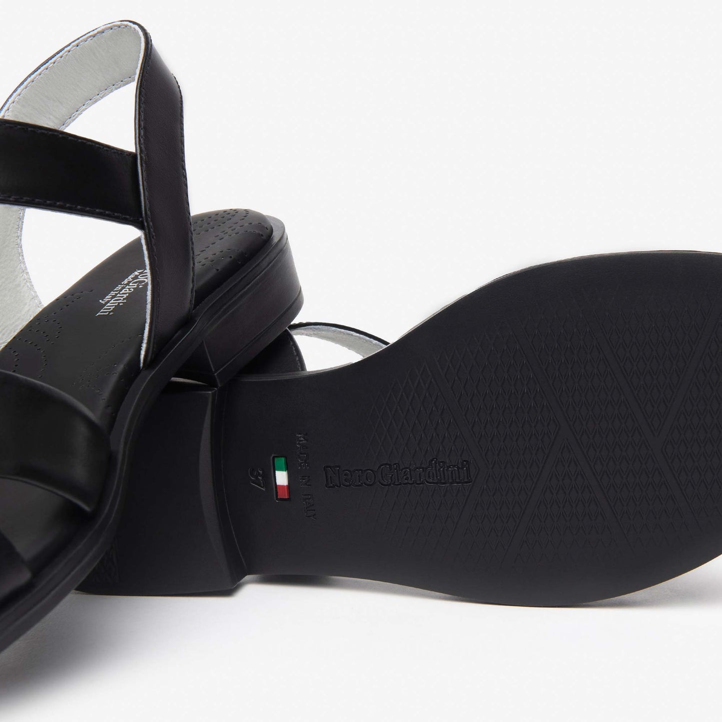 Sandali Nero Giardini Donna Tacco Basso in Pelle Nera | E513400D-100
