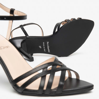 Sandali NeroGiardini Donna Tacco Alto E615651-100 in Pelle | Eleganti e Raffinati