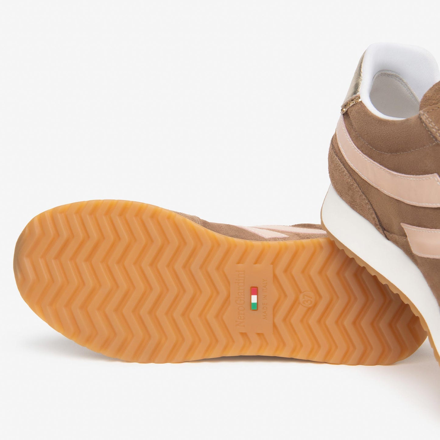 Sneakers NeroGiardini E615160D 442 E615160 5160