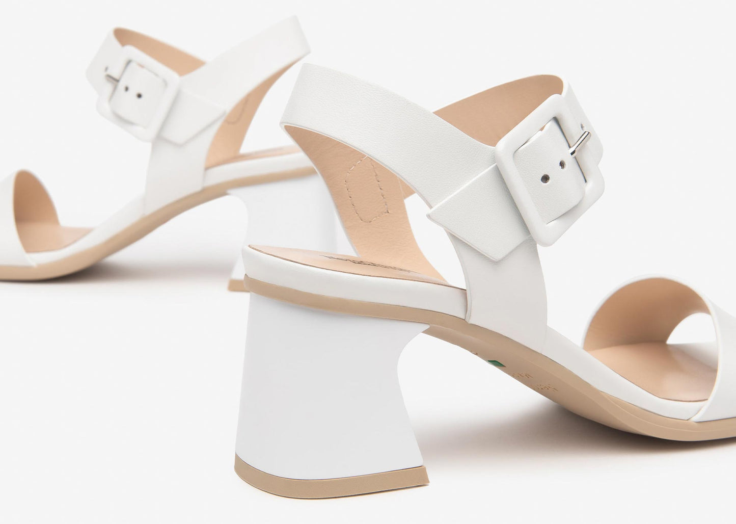 Sandali NeroGiardini E513240-707 E513240 3240 scarpe