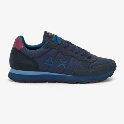 Acquista le sneakers SUN68 Tom Solid uomo Z46101-0735 Blu Navy in nylon e suede. Stile running, leggere e versatili. Spedizione veloce da Toma Calzature
