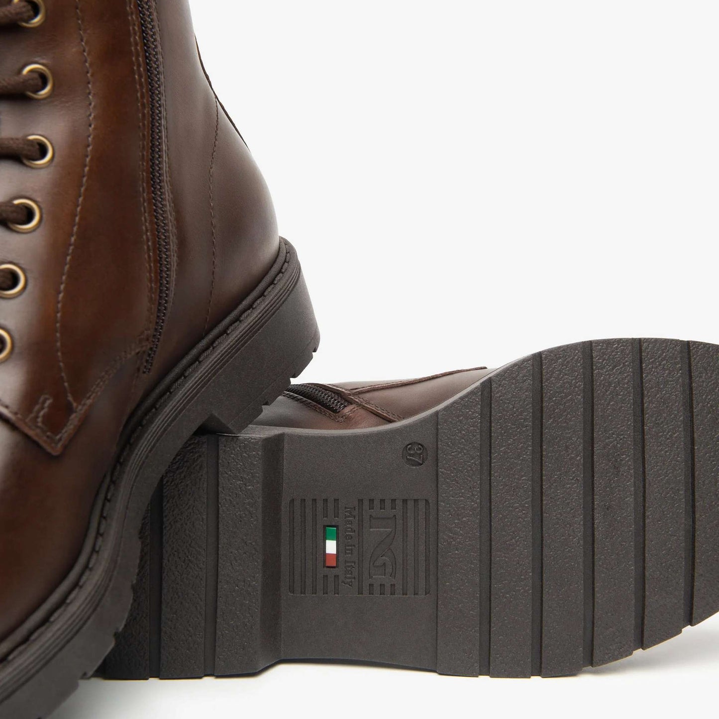 Anfibio NeroGiardini I513944D-412 Marrone Donna: stile Made in Italy per l'autunno inverno