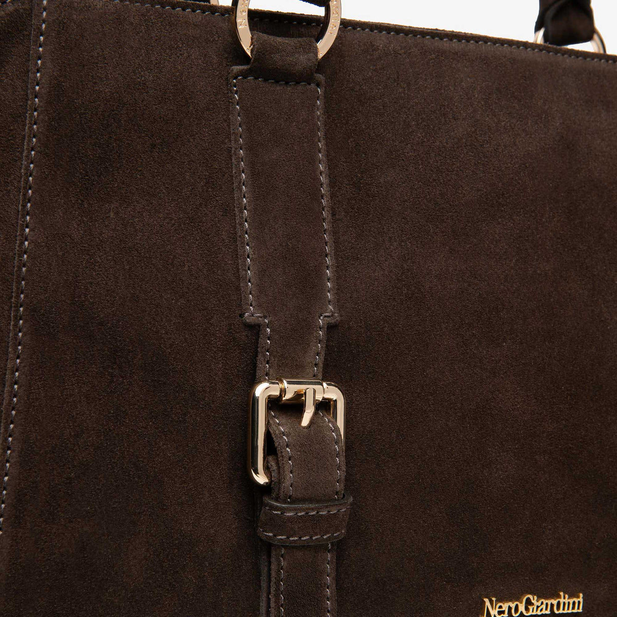 Bauletto NeroGiardini I644320D-300 in pelle marrone Made in Italy