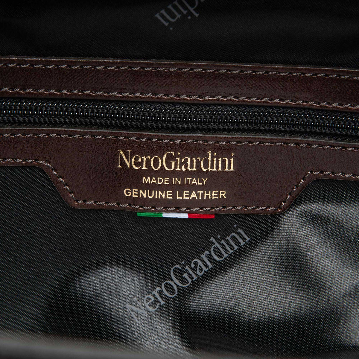 Borsa NeroGiardini Ebony I644365D-355 dettagli e interno