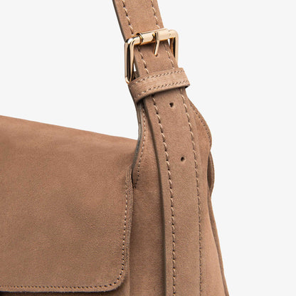 Borsa NeroGiardini donna I644324D-442 dettaglio chiusura e finiture