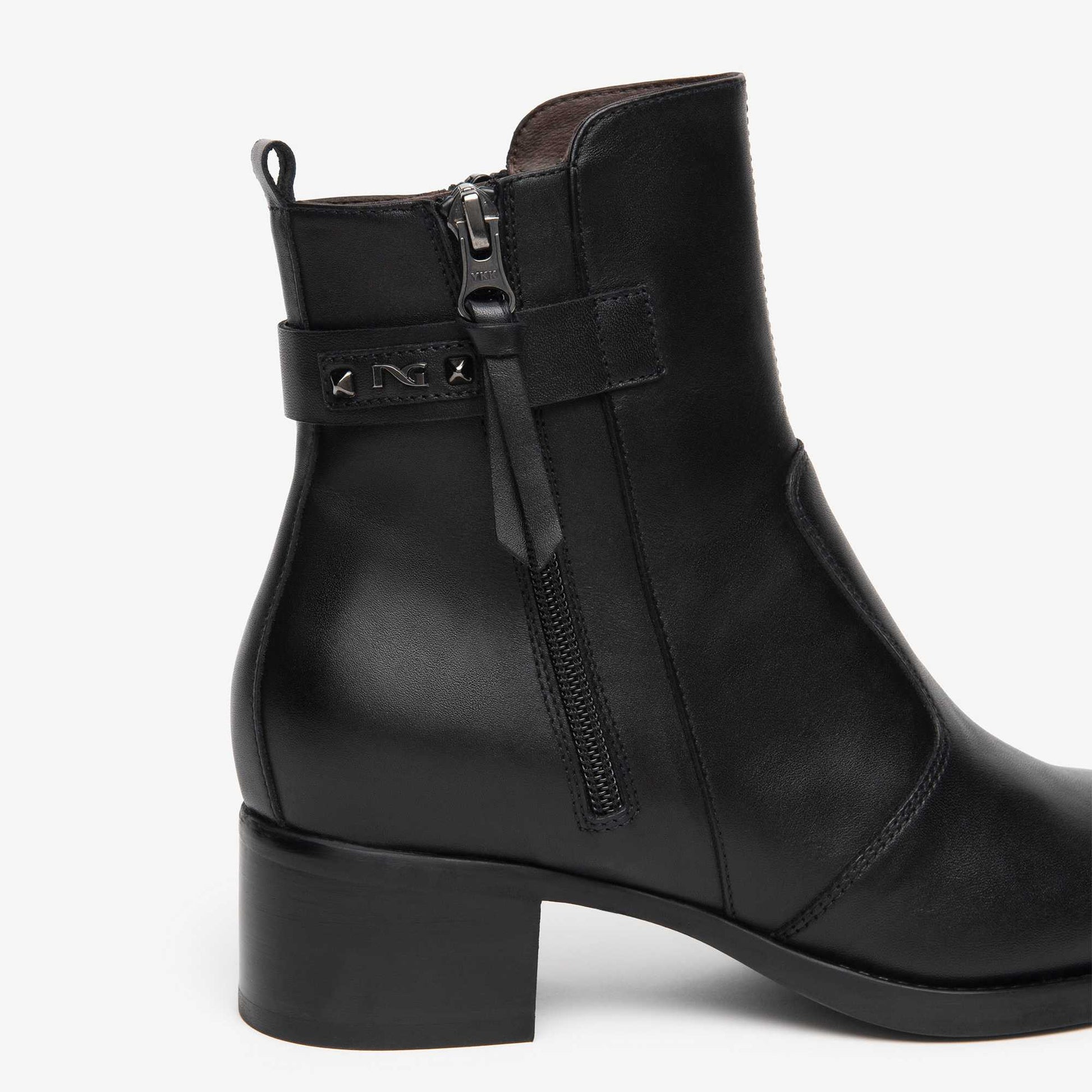 Stivaletti NeroGiardini I617210D-100 Donna Neri in Pelle | Scarpe Made in Italy