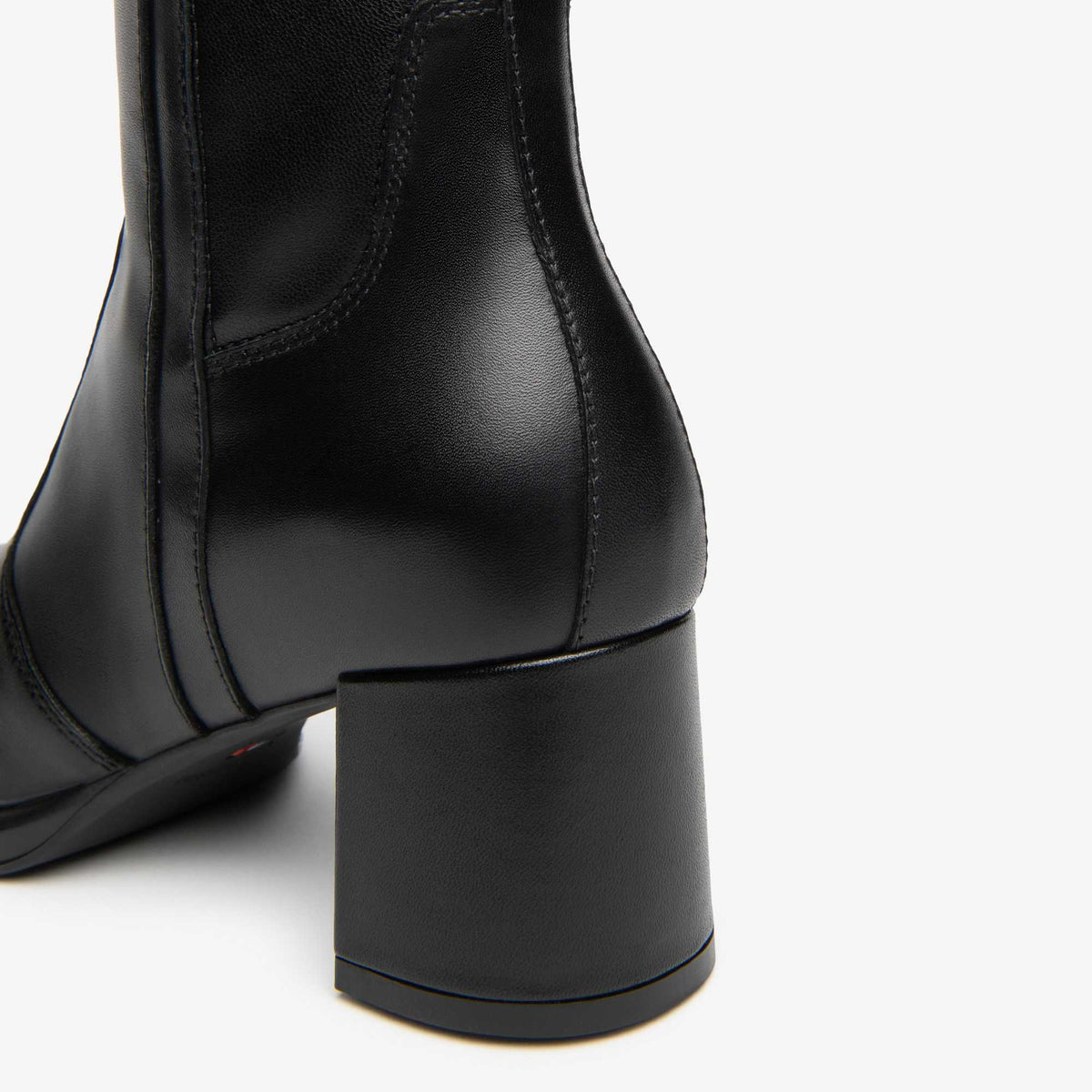Stivali NeroGiardini donna in pelle nera I617697D-100