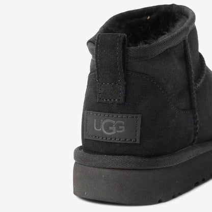 Stivaletti UGG "Classic Ultra Mini" 1116109 nero