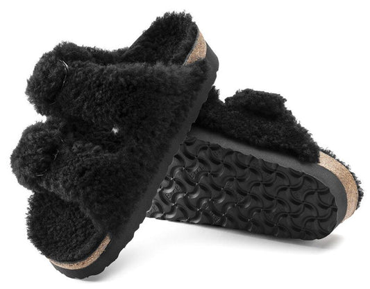 Sandali Arizona Plateau Big Buckle Teddy nero Papillio by Birkenstock 1021705