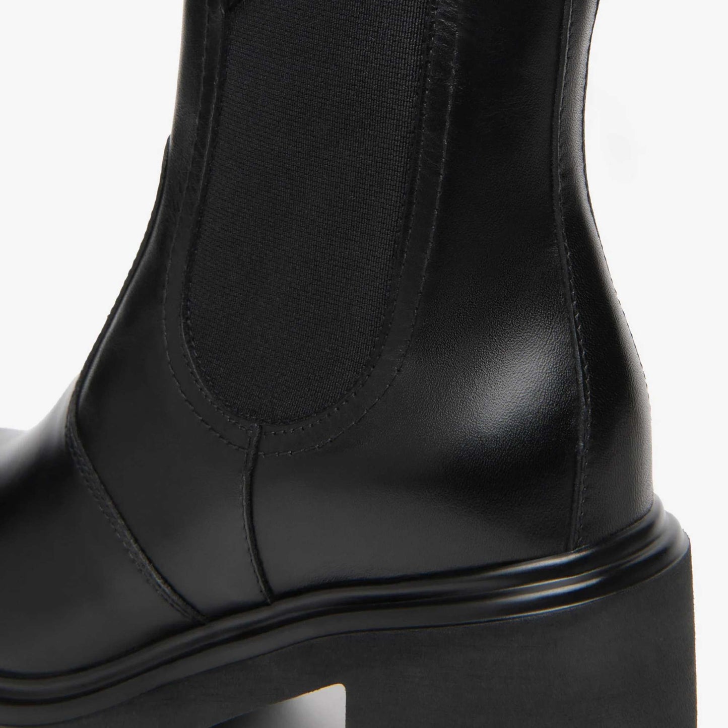 Stivaletti NeroGiardini Chelsea I618080D-100 Donna in Pelle Nera
