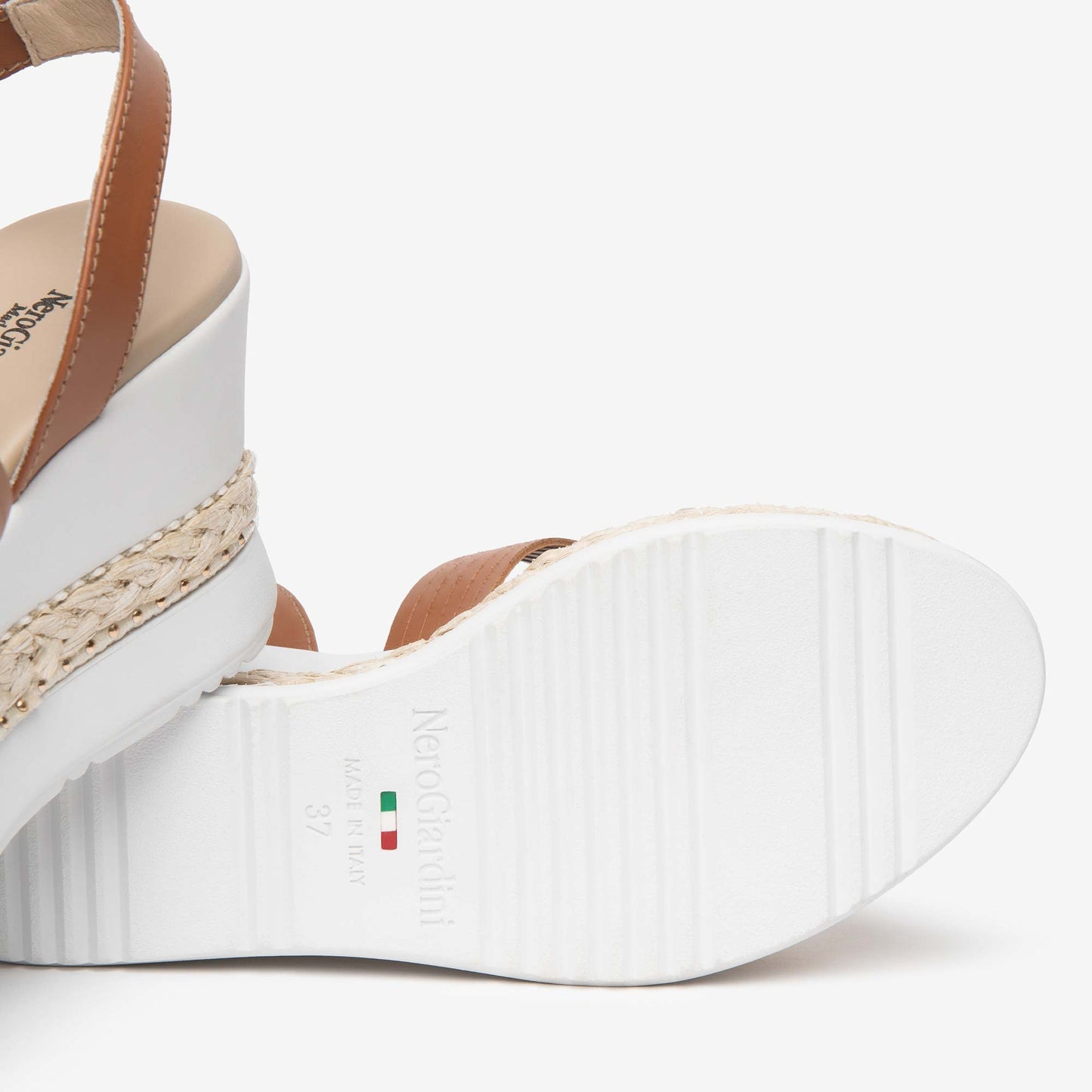 Sandali Zeppa NeroGiardini E616010-418 | Tacco Comodo