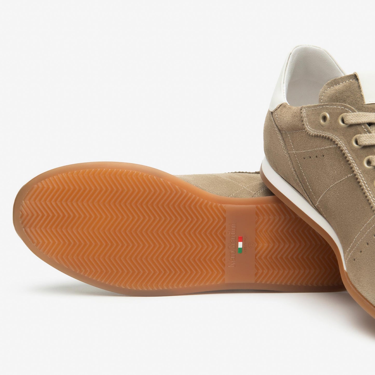 Sneakers NeroGiardini Uomo E601120-501 in Camoscio Beige | Comode Made in Italy