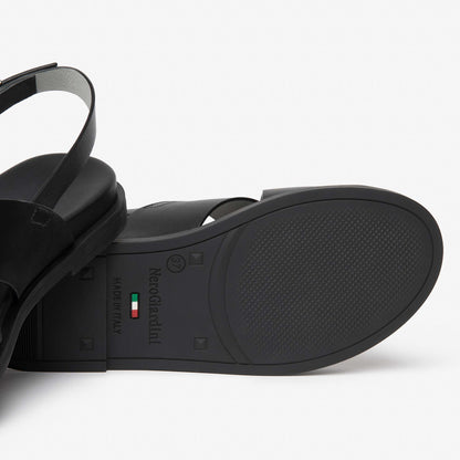 Sandali Nero Giardini Donna Tacco Basso in Pelle Nera | Tacco Flat E615933D-100