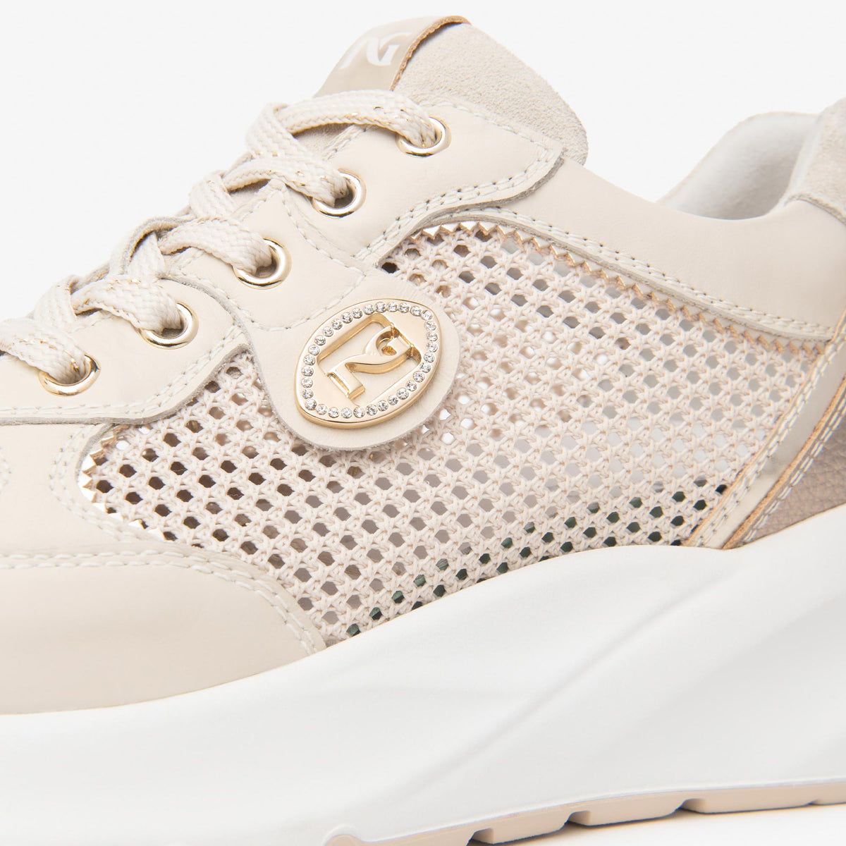 Sneakers NeroGiardini E615180D 710 Donna Pelle Traforata Beige — foto 3